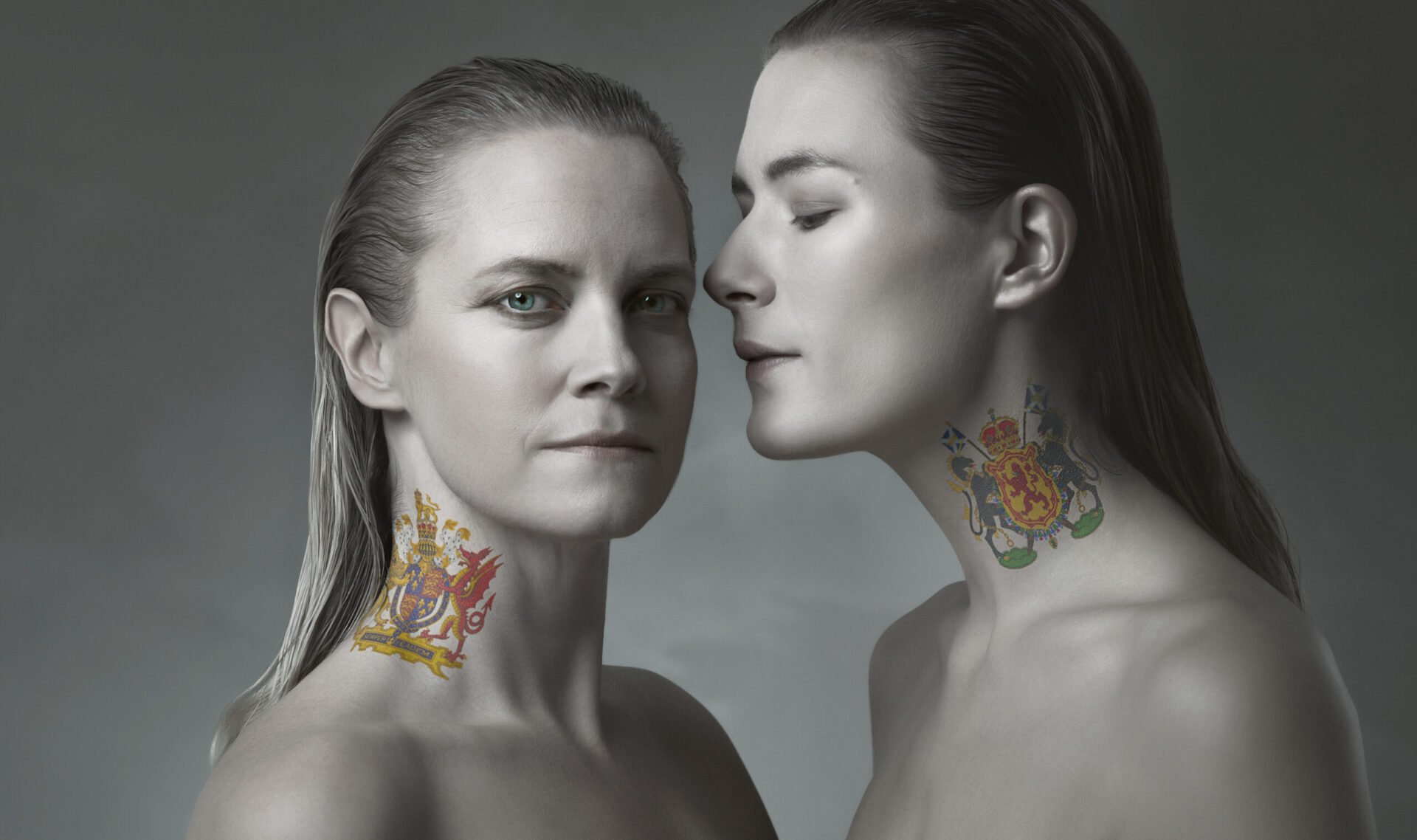Plakatfoto med Nina Ellen Ødegård og Helga Guren